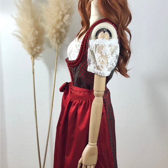 Gorgeous authentic dirndl oktoberfest Halloween - Picture 3 of 8